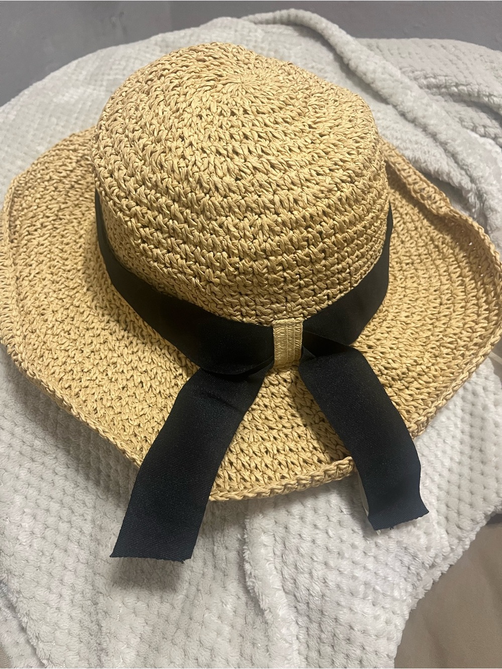 Saks Fifth Avenue Tan Straw Sun Hat with Black Ribbon
